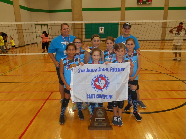 T.A.A.F. 2015 Girls 8 & Under State Volleyball Champions
Diamond Diggers - Little Elm